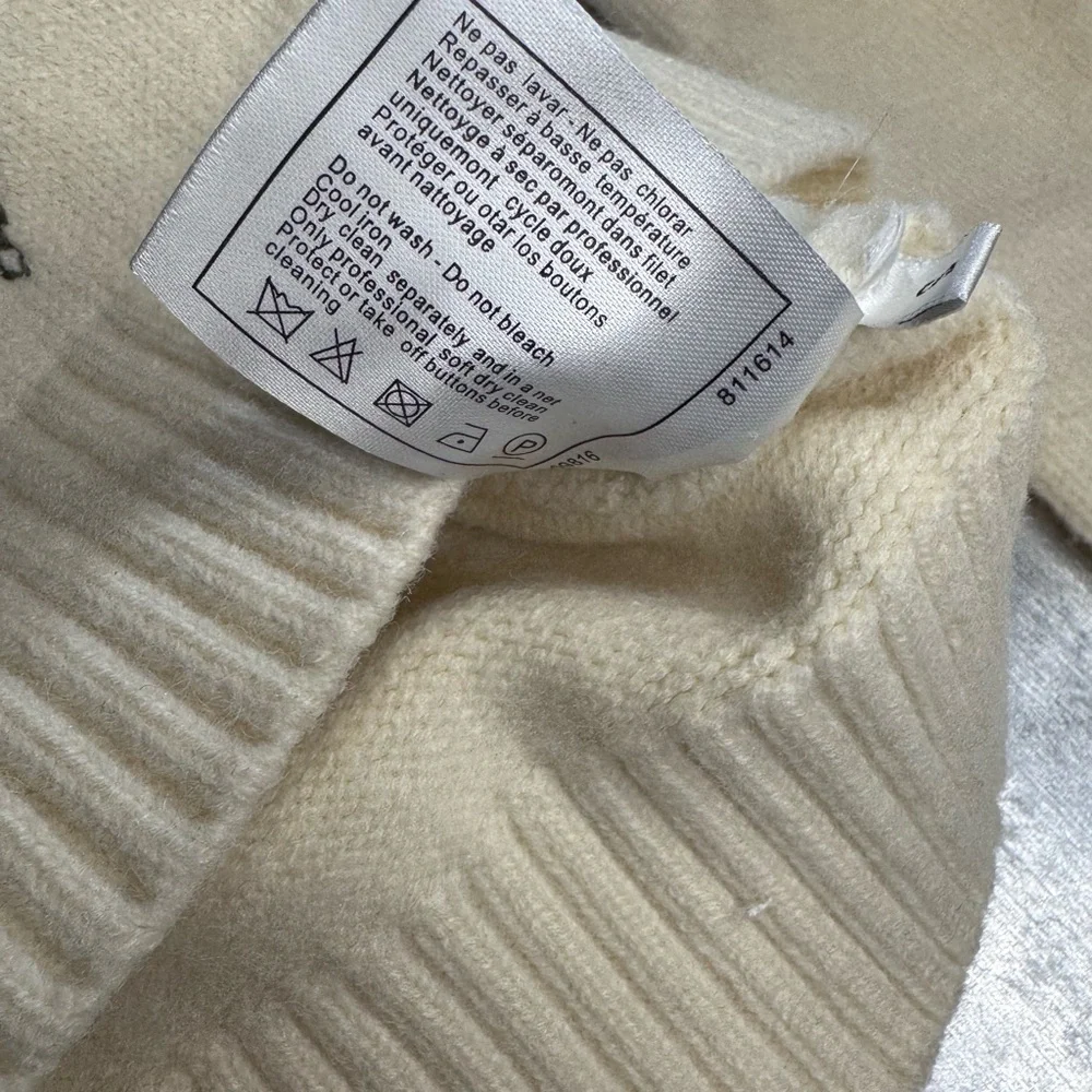Christian Dior Embroidered crewneck cream sweater Small NWOT - Picture 5 of 15